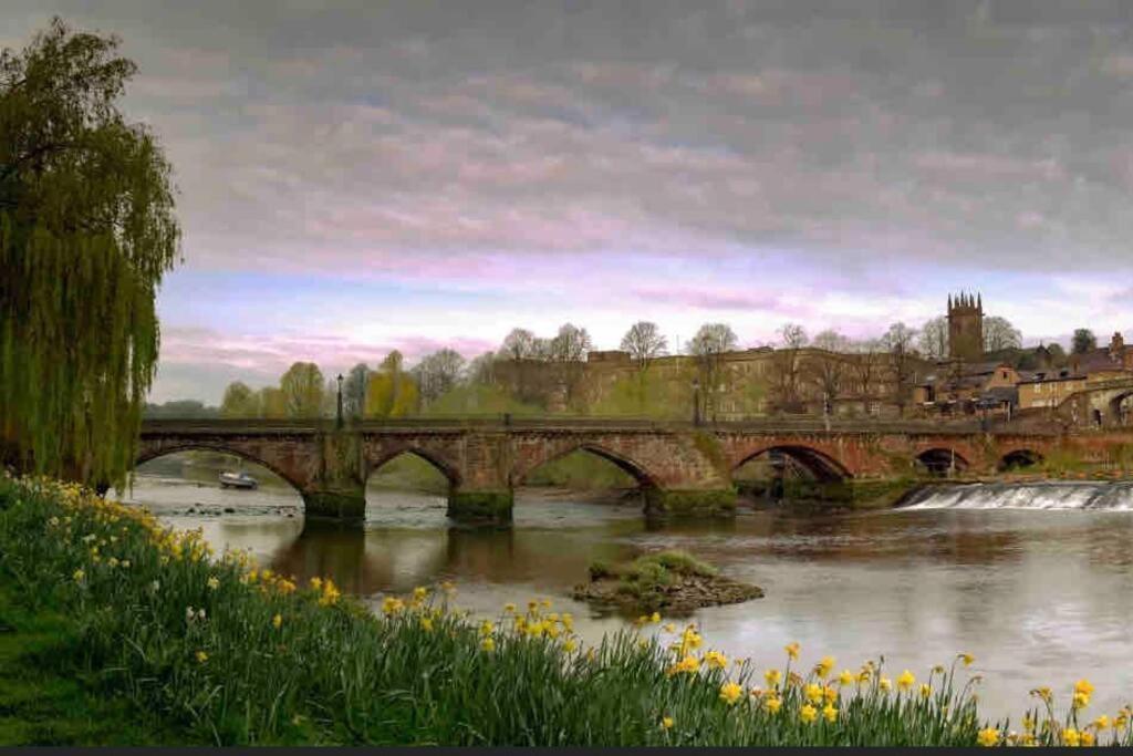 Chester/Handbridge Sleeps 9 + Netflix Hough Green Exteriér fotografie
