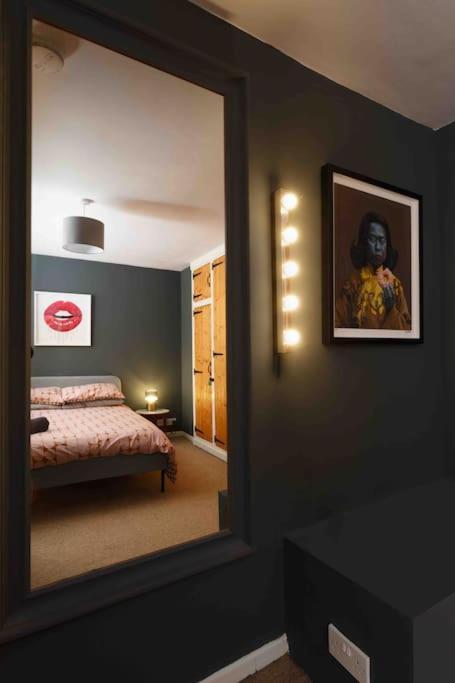 Chester/Handbridge Sleeps 9 + Netflix Hough Green Exteriér fotografie
